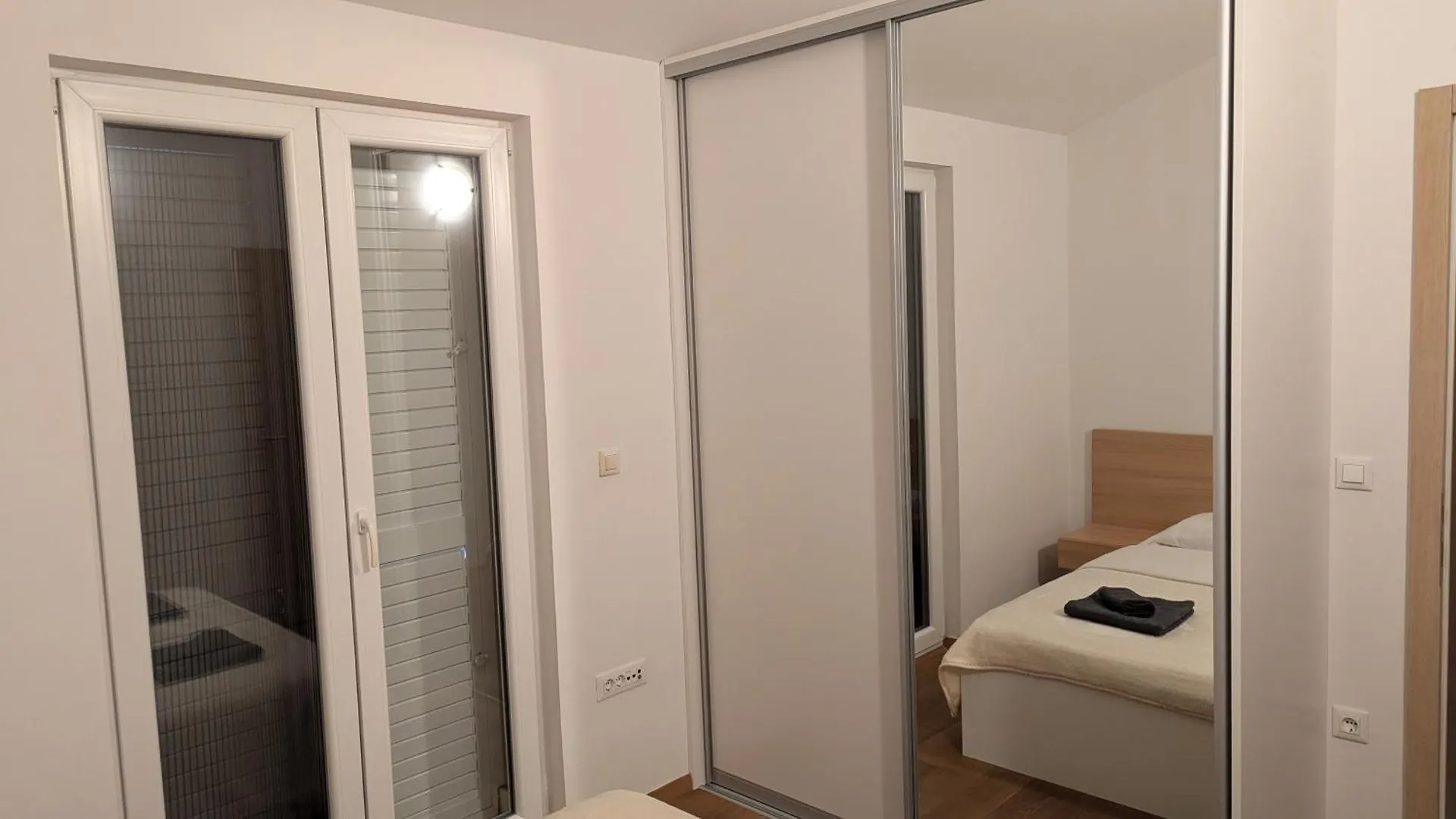 Apartman Riba Biograd Na Moru Apartment