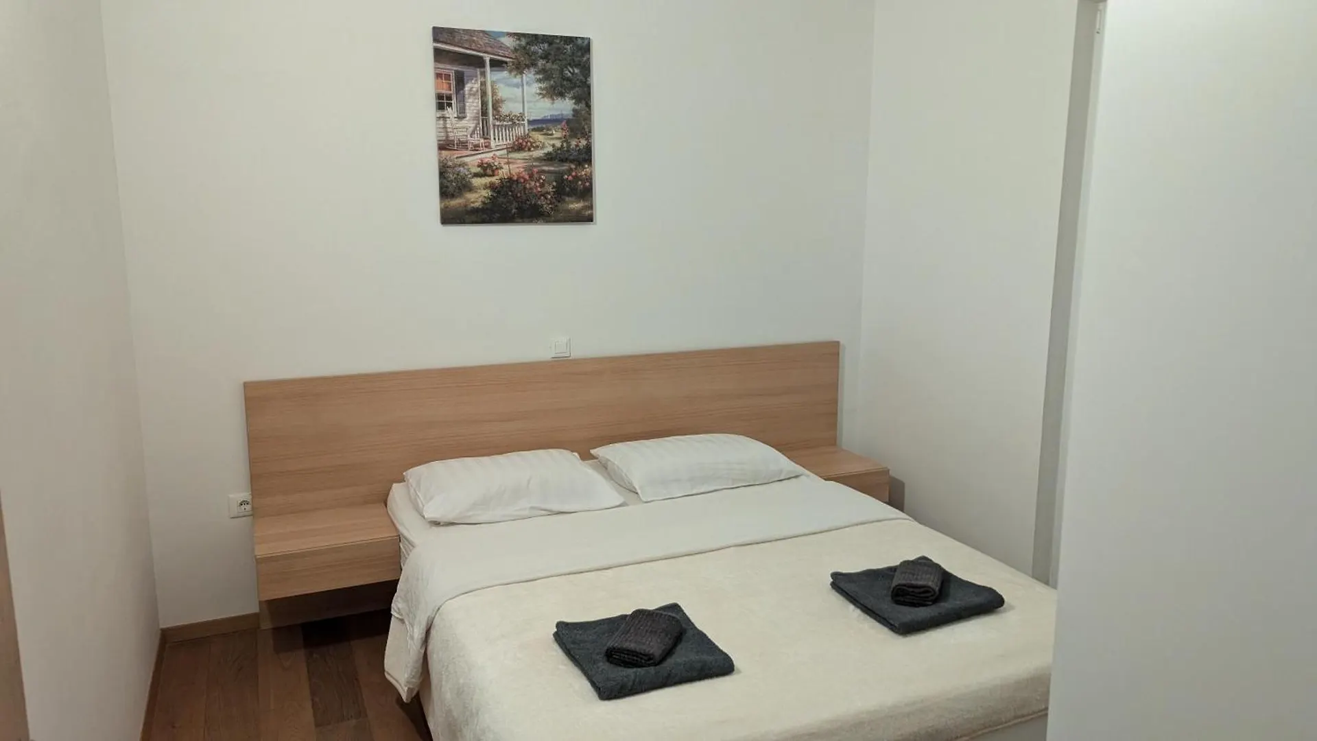 ביוגראד נה מורו Apartman Riba דירה
